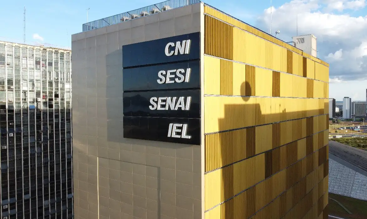 CNI aumenta de 2,4% para 3,4% a projeção de crescimento do PIB de 2024