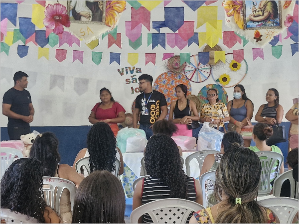 25 gestantes recebem kits natalidade no CRAS Frei Damião