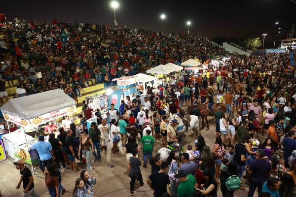 47ª Vaquejada de Juazeiro do Norte atraiu mais de 120 mil pessoas e vaqueiros de todo o Brasil