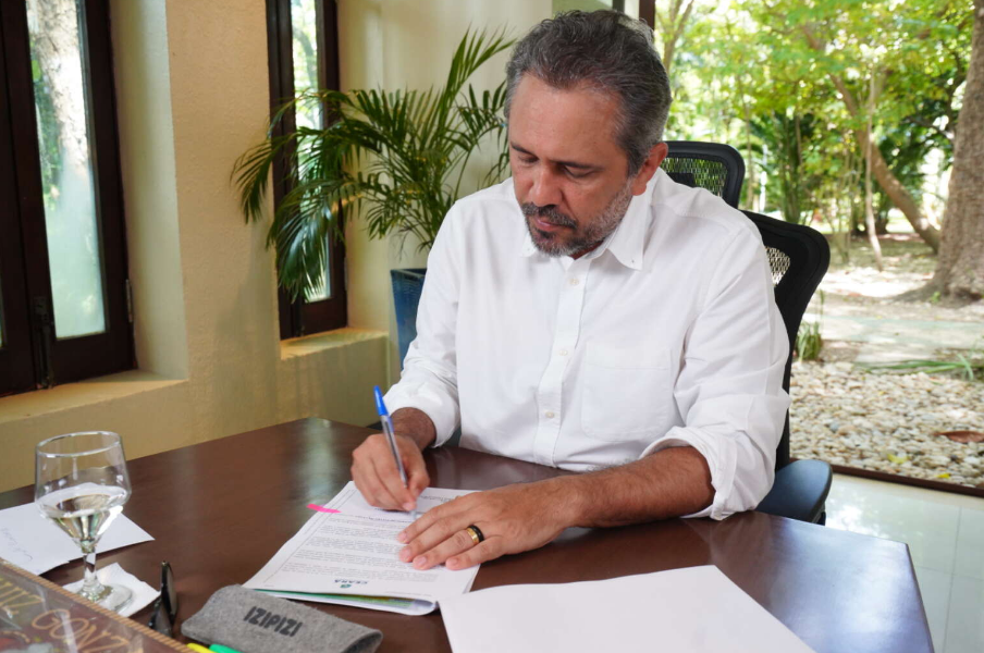 Governador Elmano de Freitas anuncia convocação dos primeiros aprovados em concurso da Adagri