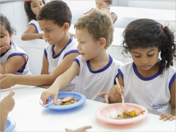 Prefeitura de Juazeiro do Norte inicia discussões para aquisição de peixes na merenda escolar
