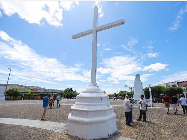 Cemitério do Socorro segue com atualização cadastral de terrenos