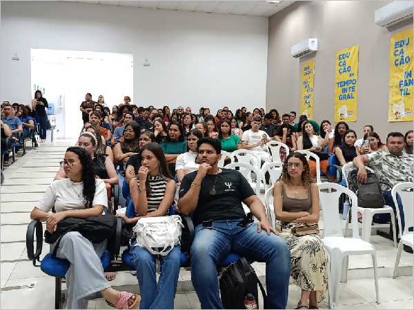 Juazeiro do Norte amplia equipes escolares com estagiários para apoio e acompanhamento dos alunos