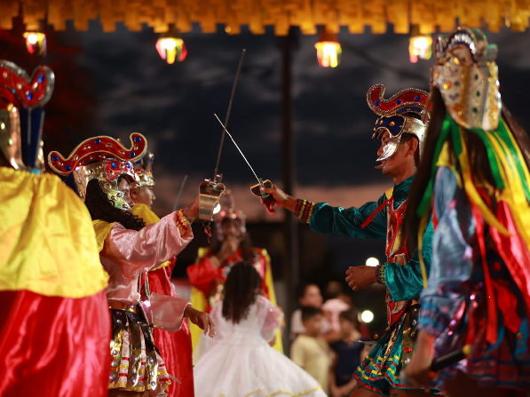 Penúltimo dia de apresentações do Ciclo de Reis acontece hoje na Praça Padre Cícero