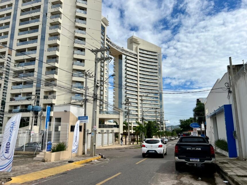 Rua Raimundo Machado da Silva passa a ter sentido único em Juazeiro do Norte