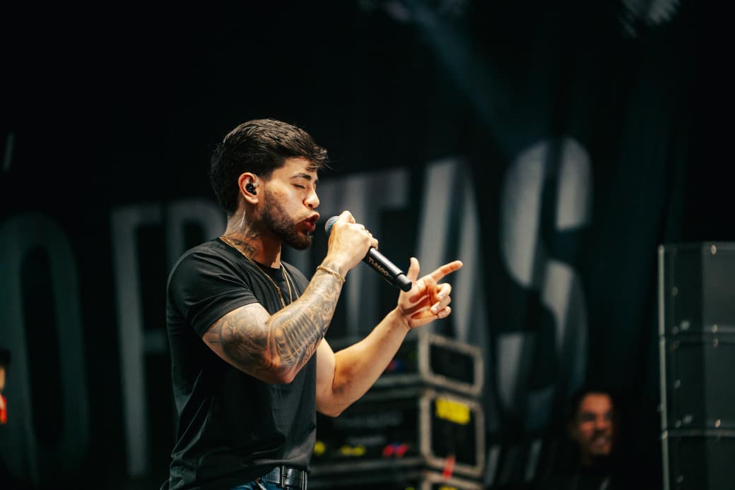 Thiago Freitas cativa público em sua primeira participação no Festival JuaForró